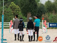 -重庆和泰马术俱乐部