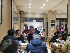 大堂-天发芽·何记葫芦头泡馍·老字号(小南门店)