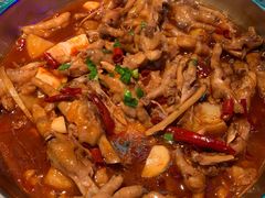 鸡爪煲-胖哥俩肉蟹煲(爱琴海购物公园店)