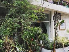 -春树下·树屋花房西餐厅(罍街AS1980店)