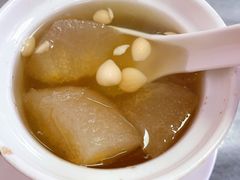 川贝杏仁炖雪梨-沙湾姜撞奶甜品店(昌岗中路店)