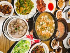 -爱碗亭·鲜炒湖南菜(壹城中心店)