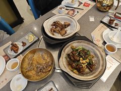 -郑猛记石岐鸽主题餐厅(长江店)
