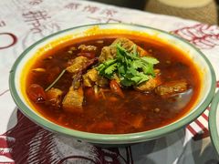 红烧牛腩-耙吉吉川味小酒馆(本地人回头店)