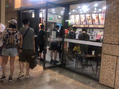 门面-桂桂茶(万嘉广场店)