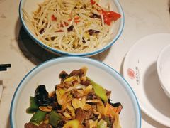 -丁里羊肉小镇(天鹅湖总店)