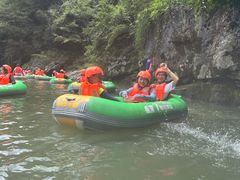 -雅鲁激流探险漂流