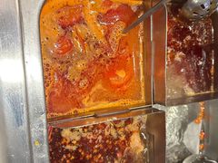 四宫格锅底-海底捞火锅(长宁路龙之梦店)