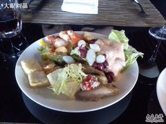-唐拉雅秀酒店-西锦汇空中BBQ·思创餐厅