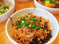 -贰拾捌味·宜宾燃面(春熙路旗舰店)