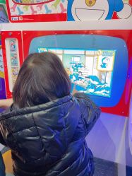 -多多淘儿童体验中心(重庆来福士店)