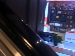 -新华书店(沙坪坝书城店)