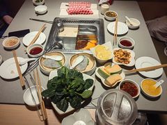 -海底捞火锅(关山保利店)