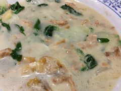 青菜烧油渣-明丰小渔馆(明月路店)