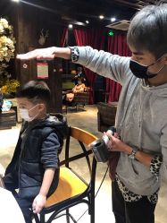 -侨治发型