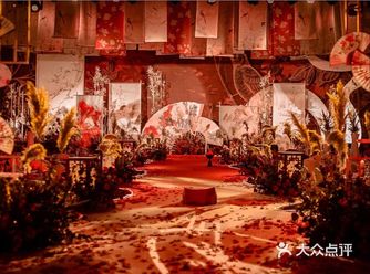 中国风文化底蕴，书香折扇衬托让婚礼感十足大气喜庆