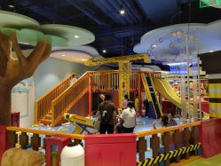 -MELAND CLUB亲子乐园•派对(虹桥万象城店)