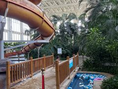 -中家鑫园温泉酒店鑫悦汤泉