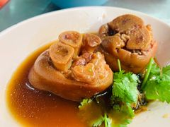 -Kha Mu Charoensang(Silom)