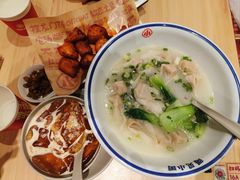 -遇见小面(东方宝泰店)