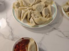 -岳姥姥饺子(泺文路店)