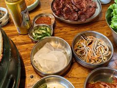 -韩景台烤肉(八大处店)