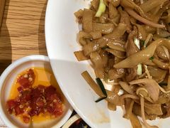 -顺风汤馆·广府粤菜(江宸天街店)