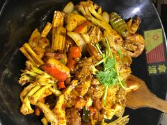 -拿渡麻辣香锅(银泰创意城店)