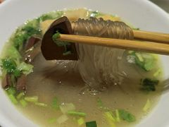 金陵鸭血粉丝汤-弄堂小笼包(西青中北永旺购物中心店)