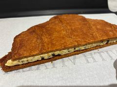 -HOT CRUSH趁热集合·现烤面包(上海环球港店)