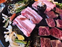 -豚豚家돈돈가韩国锅盖烤肉(新北万达店)
