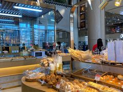 面包甜点陈列柜-西村叔叔的店·面包·甜品·蛋糕(清河万象汇店)