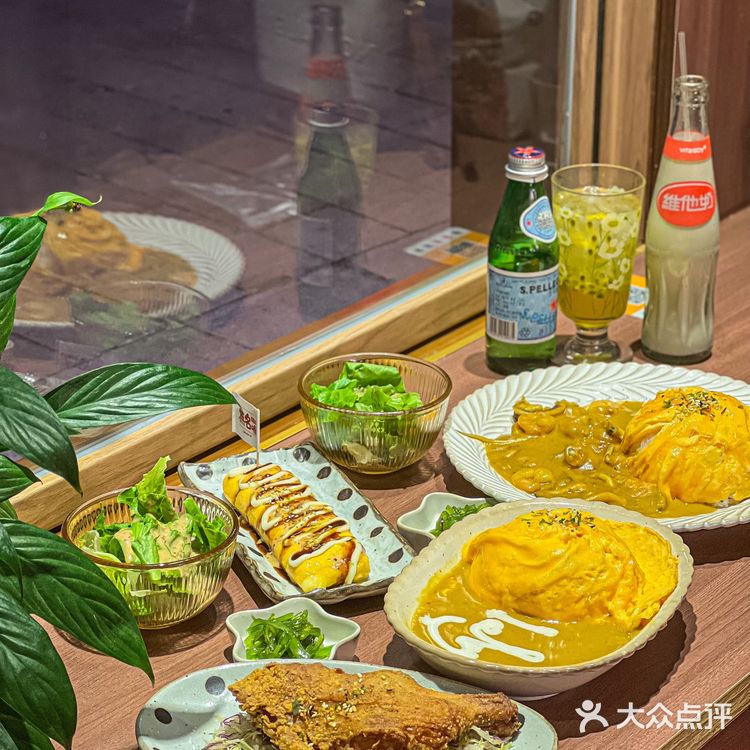 为了这口手枪腿咖喱🍛蛋包饭我能炫一碗