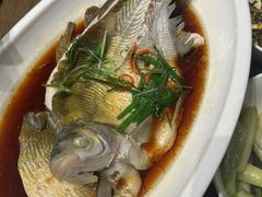 -大中华酒楼·主席武昌鱼·武汉美食地标(江汉路步行街店)