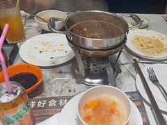 -金马门国际美食百汇(珞喻路店)
