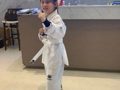 -嗨动跆拳道体能馆(菜百店)