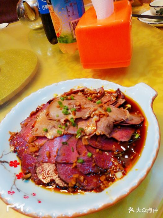 小背篓川菜馆(嘉实生活广场店)夫妻肺片图片 - 第1张