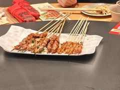 -肥肥虾庄·金牌油焖大虾(汉口城市广场店)