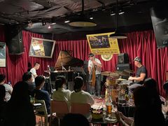 -东岸Cafe 爵士俱乐部