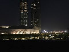 -南京眼步行桥
