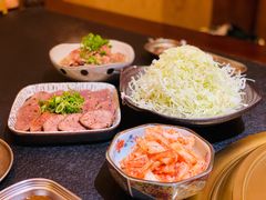 洋白菜沙拉-炉石六本目·冰鲜和牛炭火烤肉·寿喜烧店(梅江店)