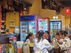 -富正毅三下锅·湘西韵味(天门山索道店)