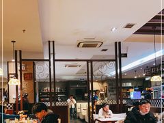 大堂-爱丽丝牛排西餐厅(光谷步行街店)