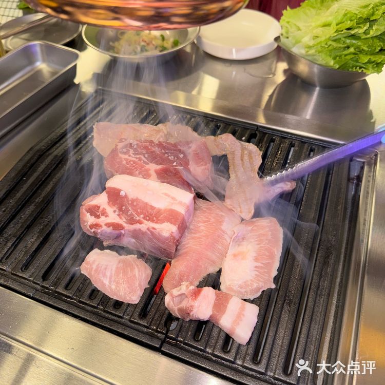 昆明！会反复去很多次的氛围感烤肉