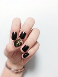 -EMILY艾枚莉美甲美睫·美颜·现磨咖啡