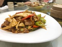 茭白炒肉-本味焖罐源(天泽街店)