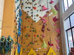 -啸岩馆 Roaring Climbing Gym
