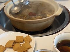-天宜隆蘑菇宴火锅(石景山旗舰店)