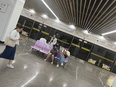 -同济大学(地铁站)