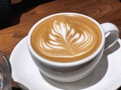 卡布奇诺-black rainbow coffee
